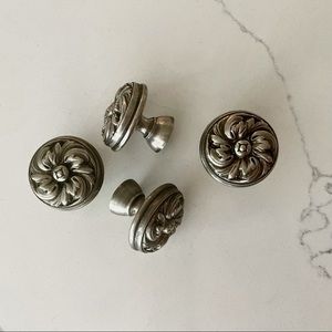 ✖️SOLD Restoration Hardware Brushed Nickel 4 Knobs